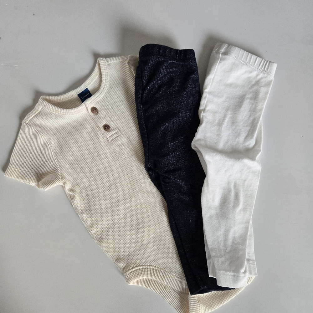 Old Navy Neutral Essentials Cream Henley Onesie Denim & White Legging Set 12-18m